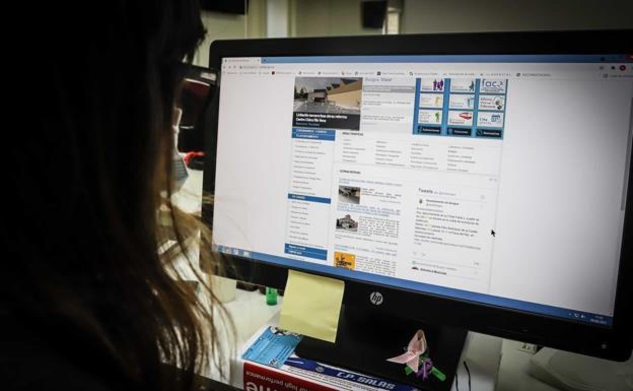 La actual página web municipal se ha quedado totalmente obsoleta. 