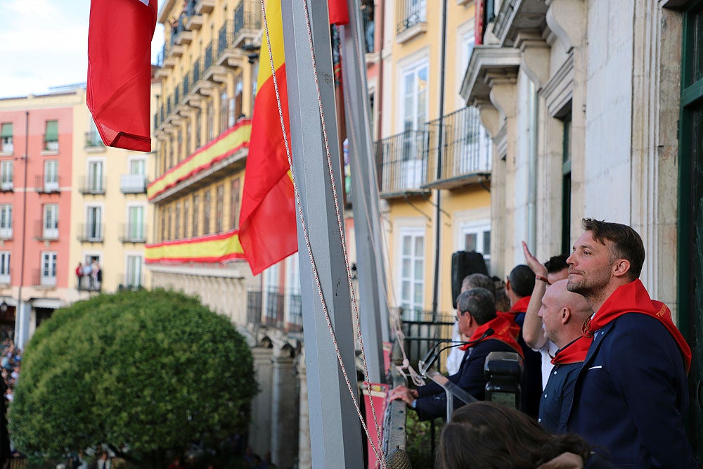 Fotos: Arrancan los Sampedros de Burgos con el pregón y el Lanzamiento de la Bota