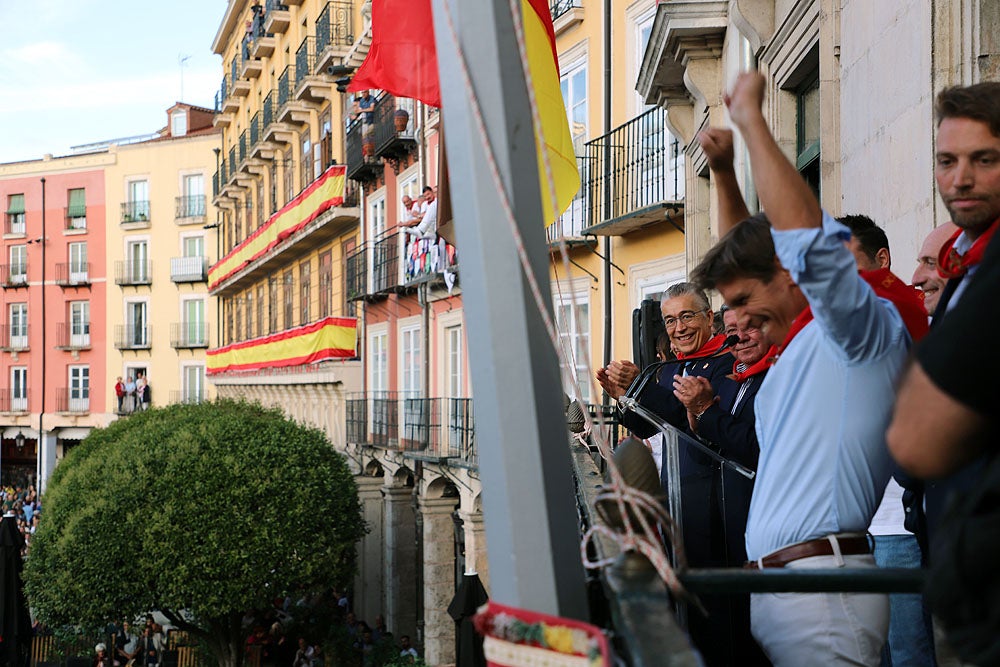 Fotos: Arrancan los Sampedros de Burgos con el pregón y el Lanzamiento de la Bota