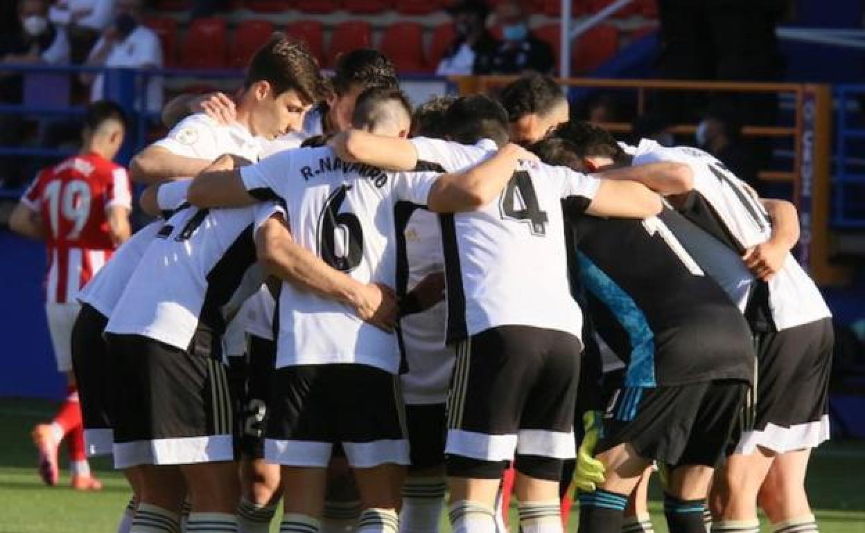 La plantilla del Burgos CF va cogiendo forma. 