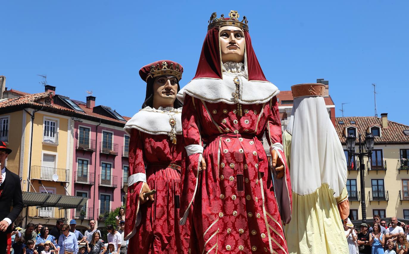 Fotos: Las tradiciones más populares y entrañables animan la calle