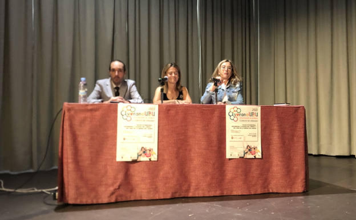 Presentación de los cursos de verano en Aranda. 