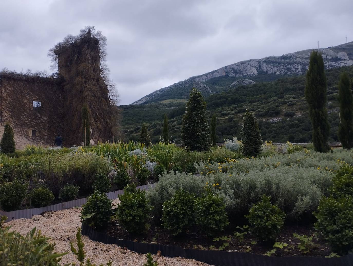 Fotos: El jardín más famoso de Las Merindades