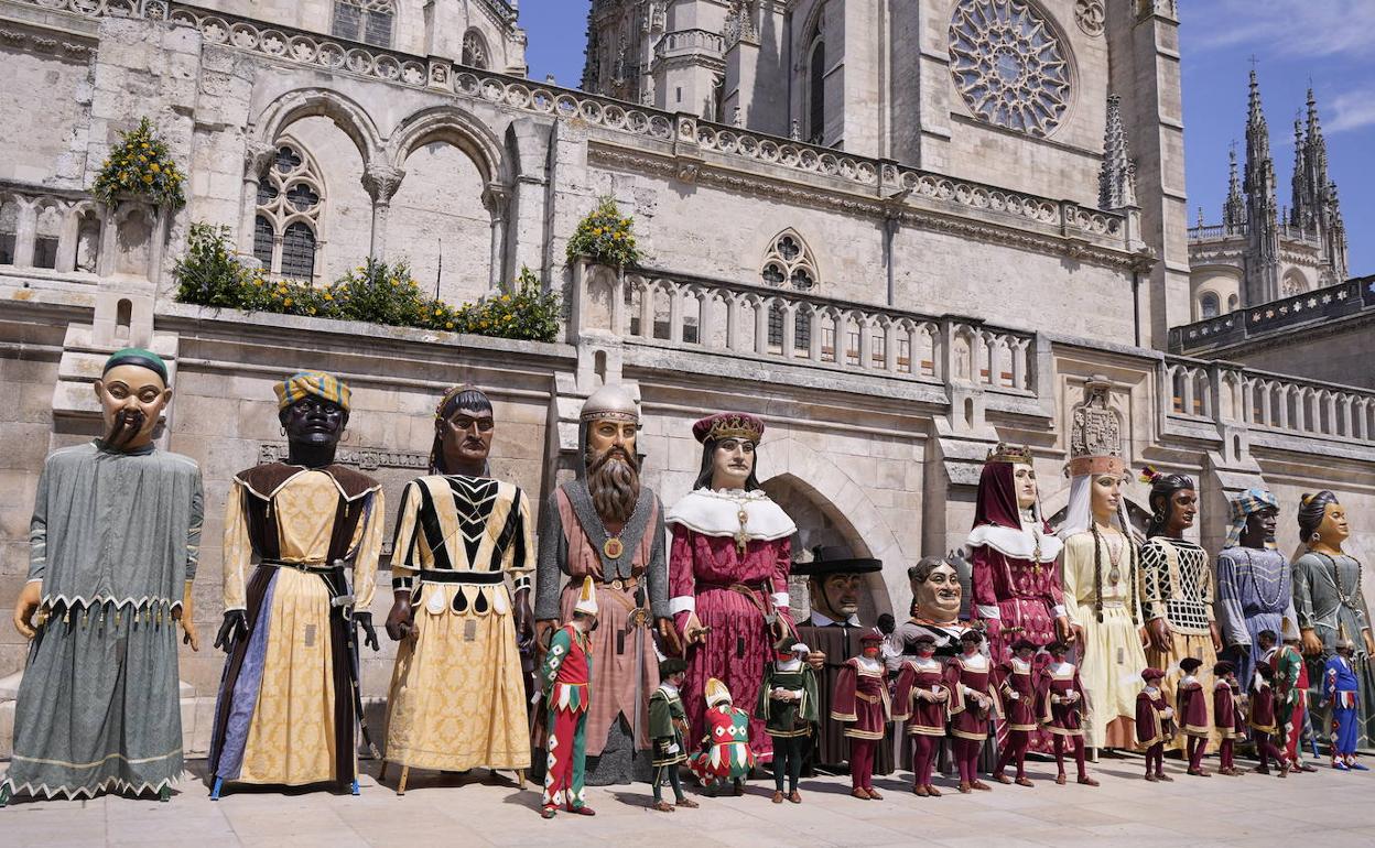 Gigantes y cabezudos se reunirán en Burgos.