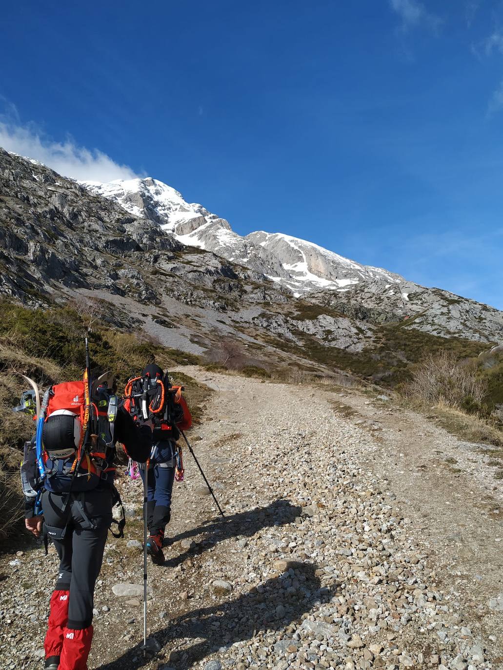 Fotos: Ladera Sur Cara Norte, el nuevo club de montaña de la Sierra de la Demanda