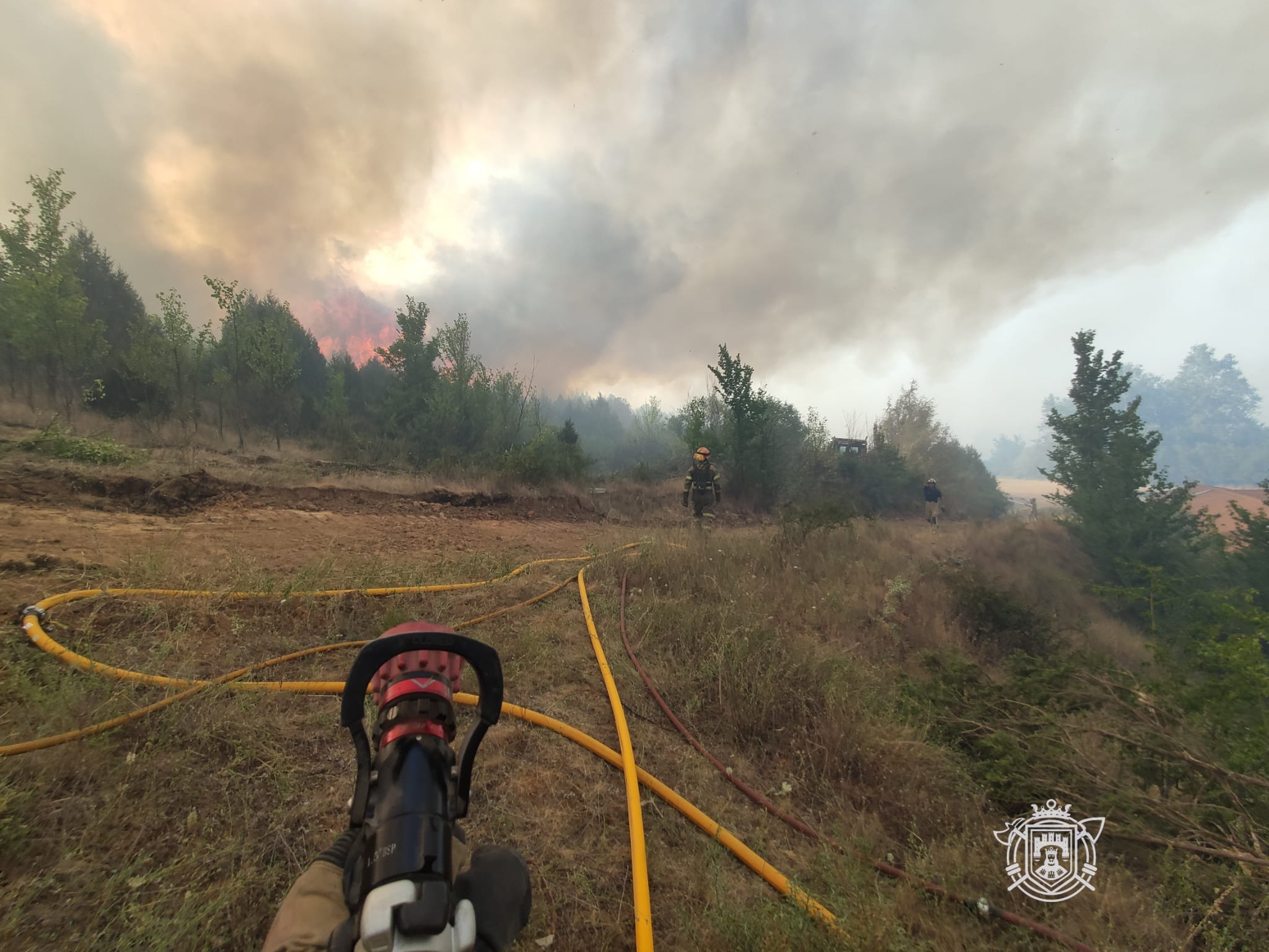 Fotos: Los Bomberos de Burgos en el incendio de Quintanilla del Coco