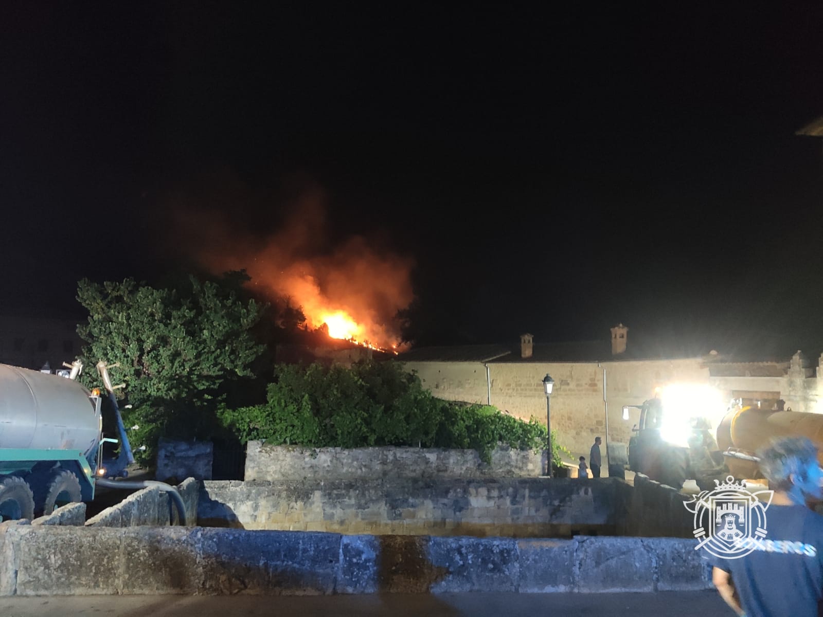 Fotos: Los Bomberos de Burgos en el incendio de Quintanilla del Coco