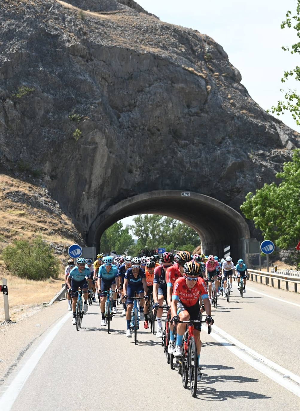 Imágenes de la segunda etapta de la Vuelta a Burgos entre Vivar del Cid y Villadiego