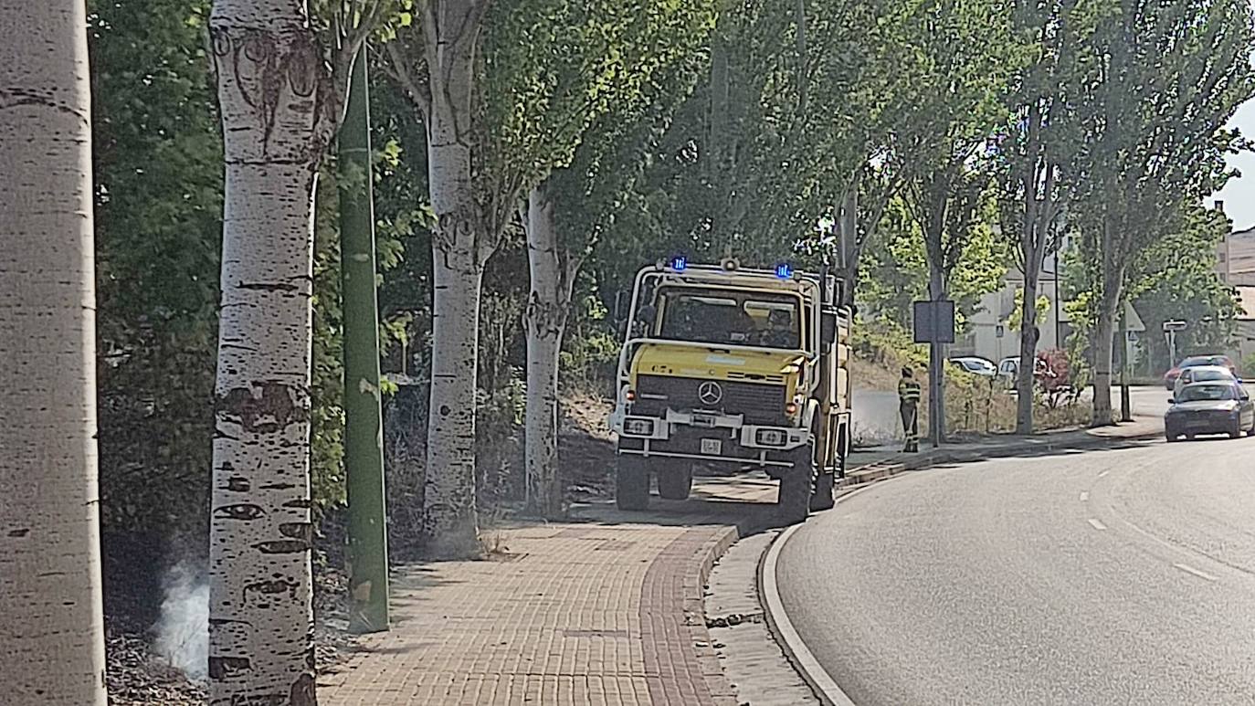 Tierra quemada en el cerro de San Miguel tras el incendio de Fuentecillas