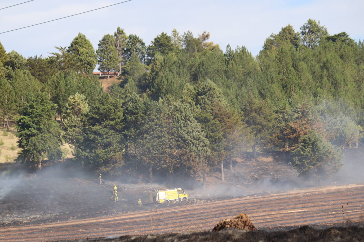 Tierra quemada en el cerro de San Miguel tras el incendio de Fuentecillas