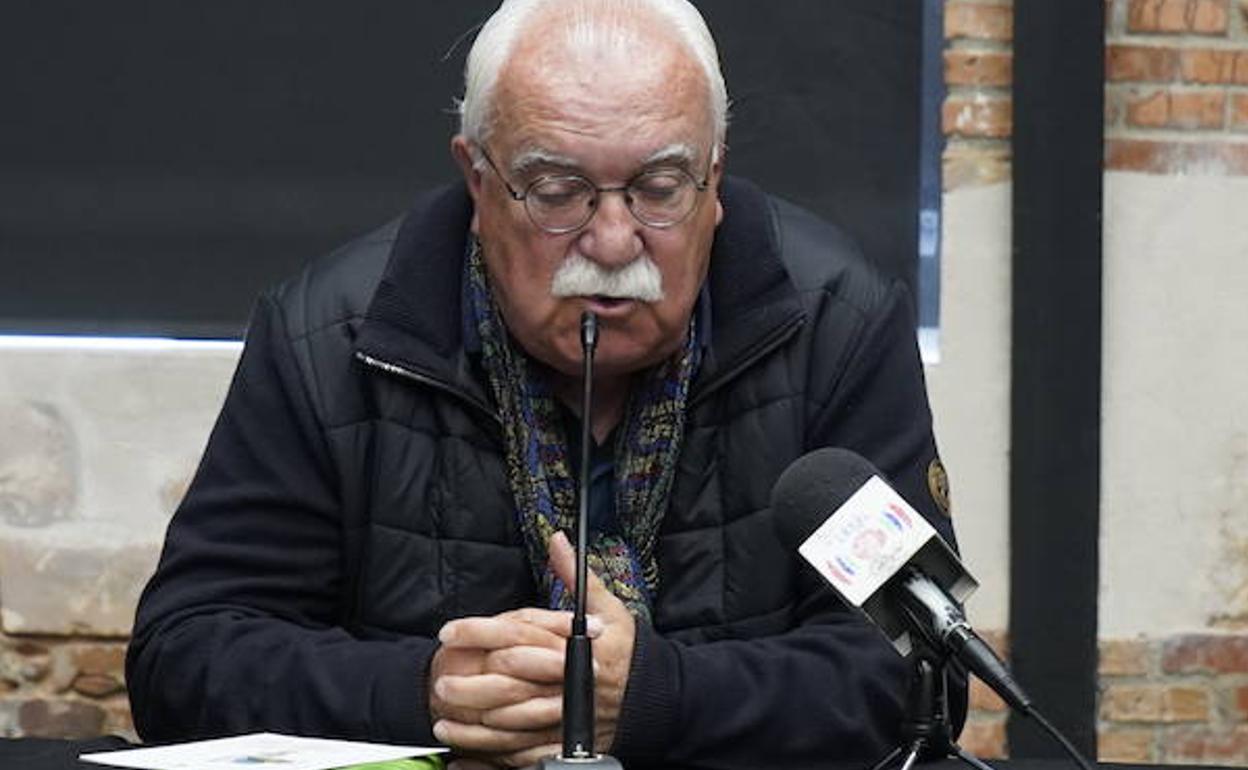 Juan Francisco Lorenzo durante un evento del Grupo de prevención del suicidio en Burgos 