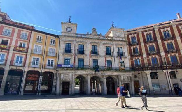 El PP plantea al alcalde de Burgos un acuerdo para realizar una «correcta transición» con el futuro gobierno