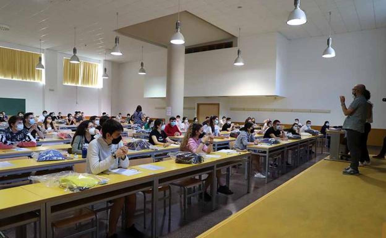 Estudiantes durante una clase en la Universidad de Burgos (UBU) 