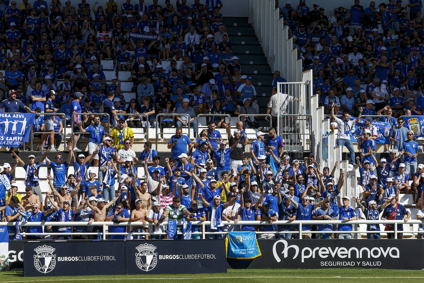 Fotos: El Burgos CF - Real Oviedo, en imágenes