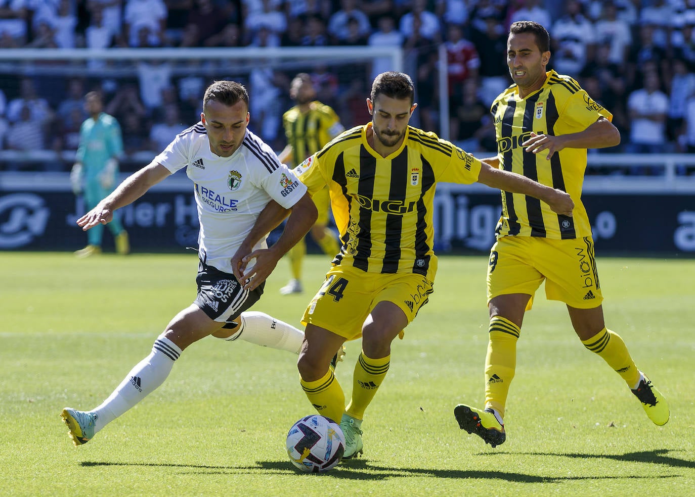 Fotos: El Burgos CF - Real Oviedo, en imágenes