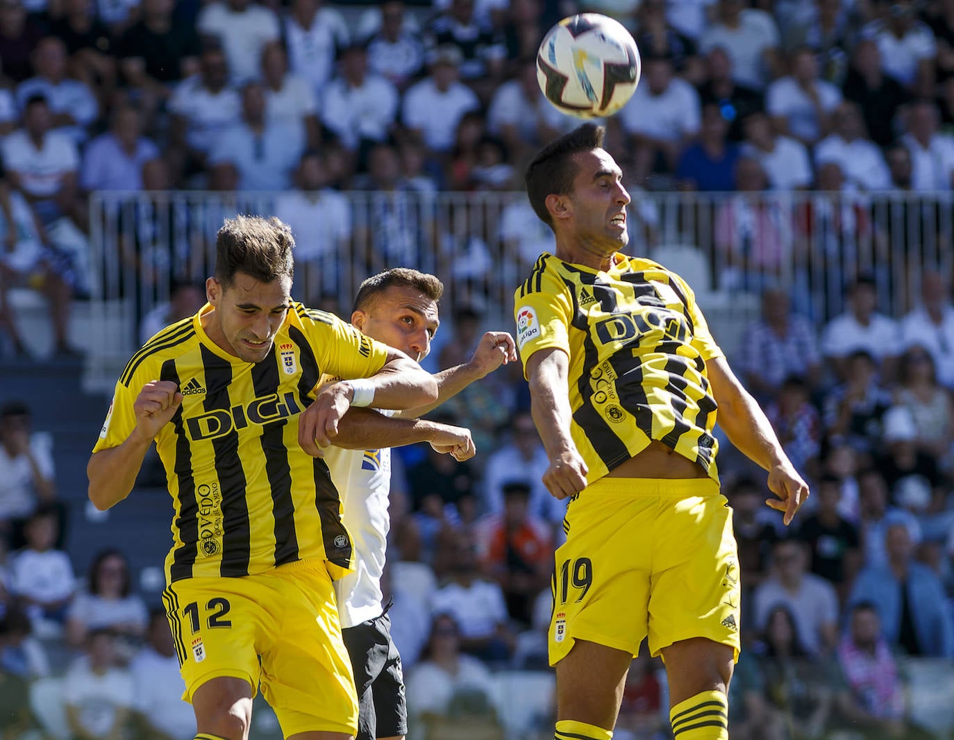 Fotos: El Burgos CF - Real Oviedo, en imágenes