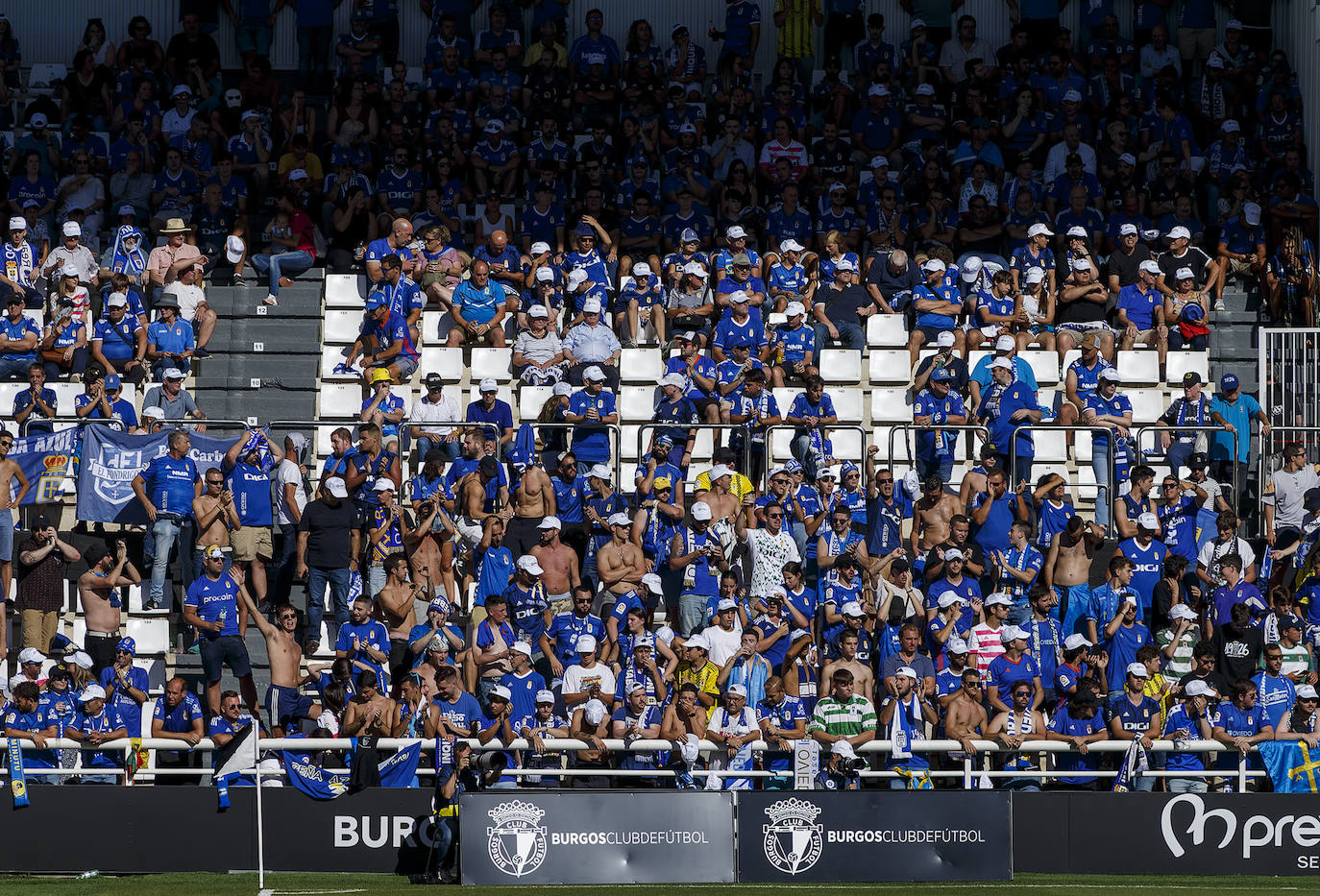 Fotos: El Burgos CF - Real Oviedo, en imágenes