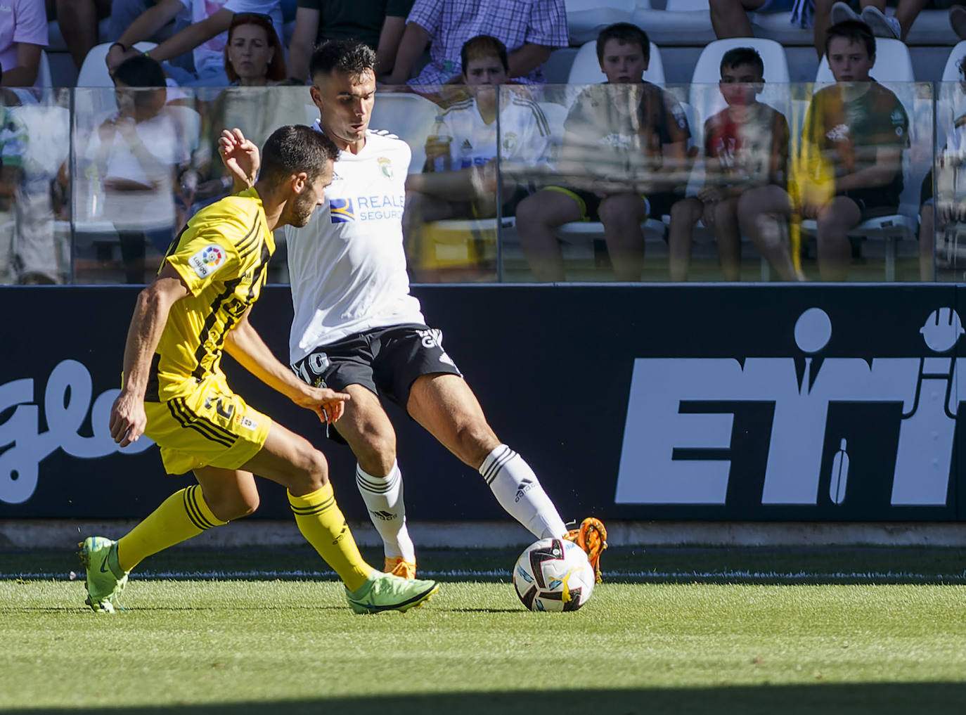 Fotos: El Burgos CF - Real Oviedo, en imágenes