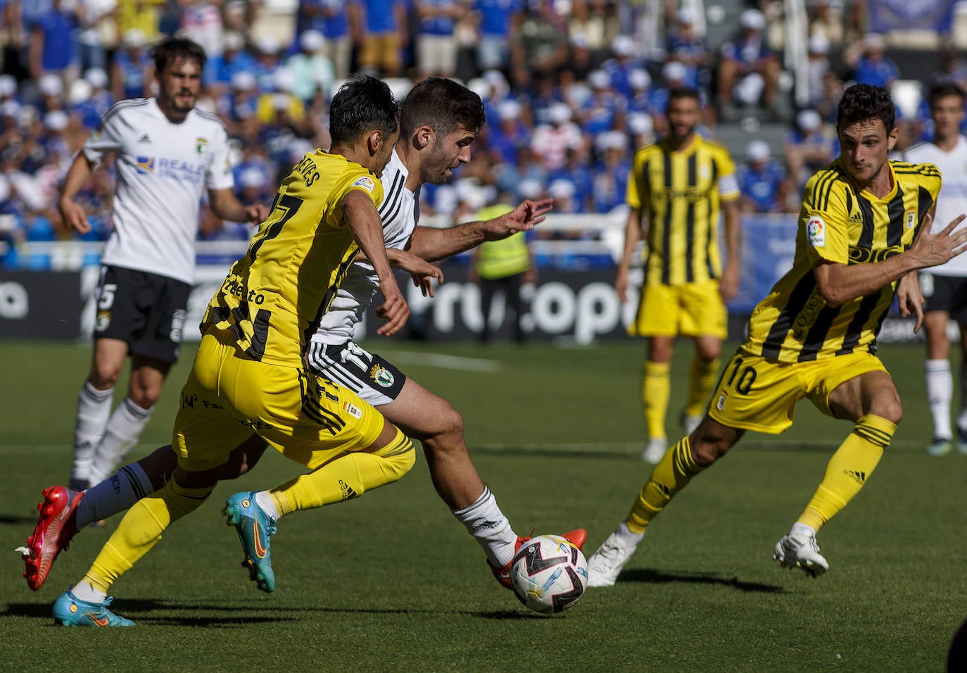 Fotos: El Burgos CF - Real Oviedo, en imágenes