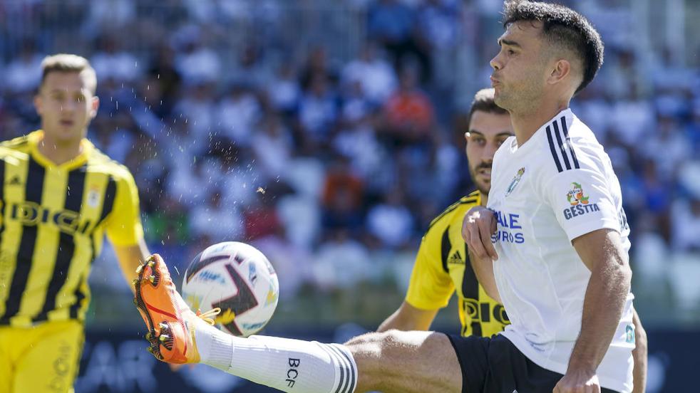 El Burgos CF - Real Oviedo, en imágenes