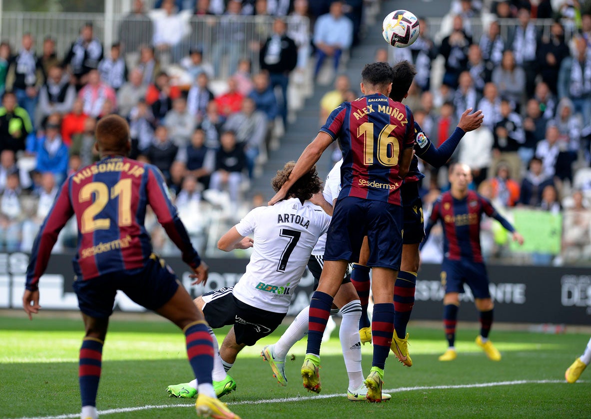 Fotos: El Burgos CF continúa imbatido