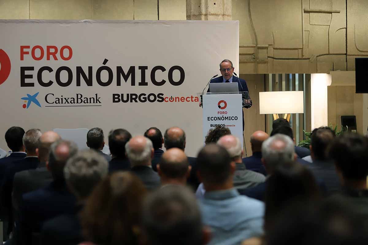 Fotos: Juan José Toribio, prestigioso y reconocido economista participa en el primer Foro Económico de BURGOSconecta