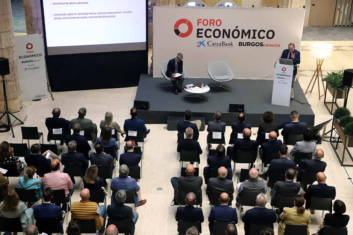 Fotos: Juan José Toribio, prestigioso y reconocido economista participa en el primer Foro Económico de BURGOSconecta