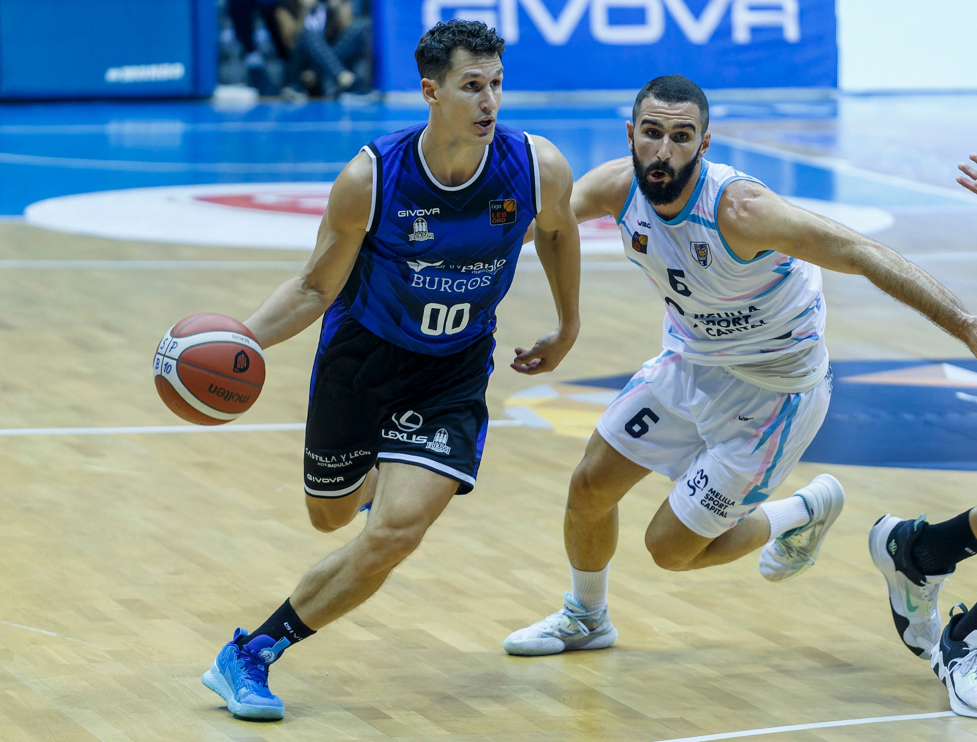 Fotos: Victoria del San Pablo frente al Melilla en su camino de regreso a ACB