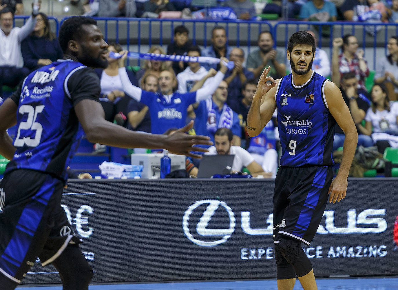 Fotos: Victoria del San Pablo frente al Melilla en su camino de regreso a ACB