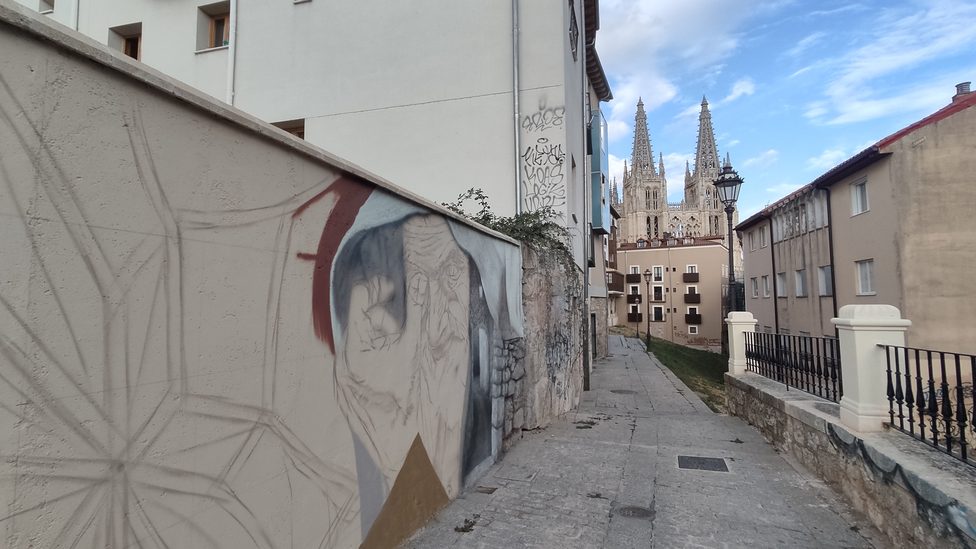 Burgos recrea en un mural histórico la convivencia de musulmanes, judíos y cristianos en la ciudad. 