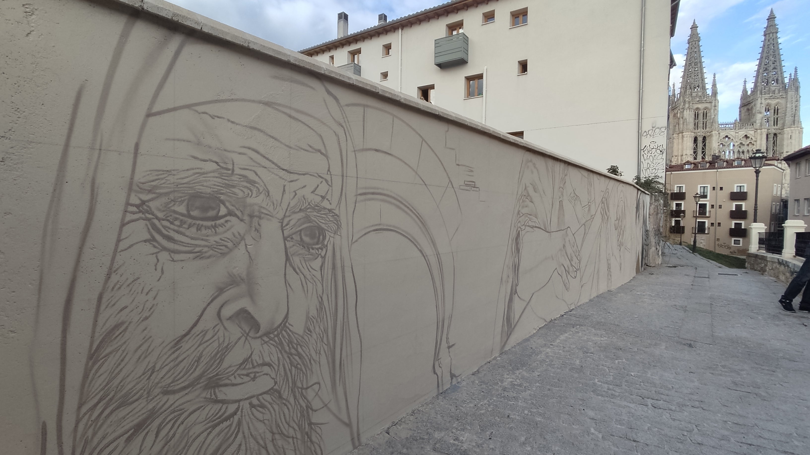 Burgos recrea en un mural histórico la convivencia de musulmanes, judíos y cristianos en la ciudad. 