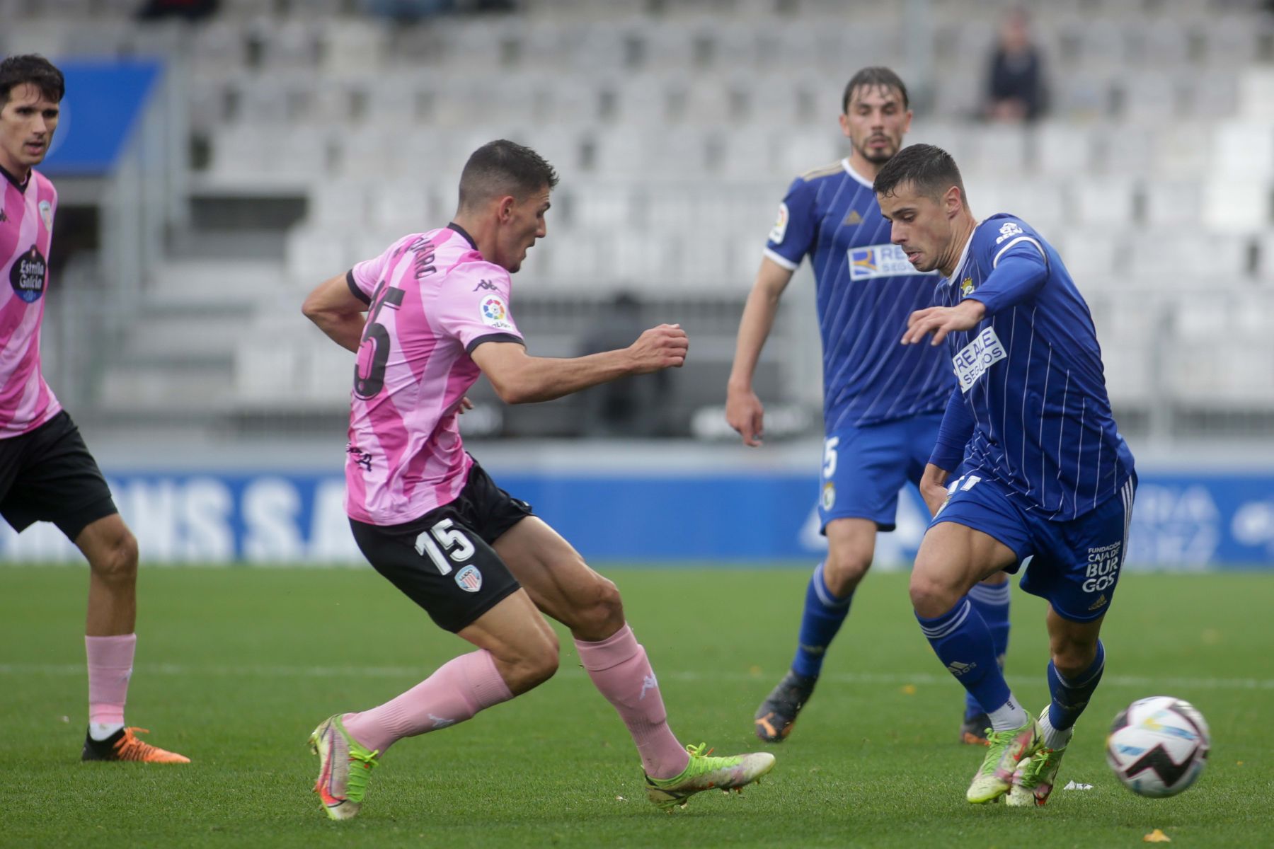 Fotos: El Burgos sufre la primera derrota de la temporada ante el Lugo