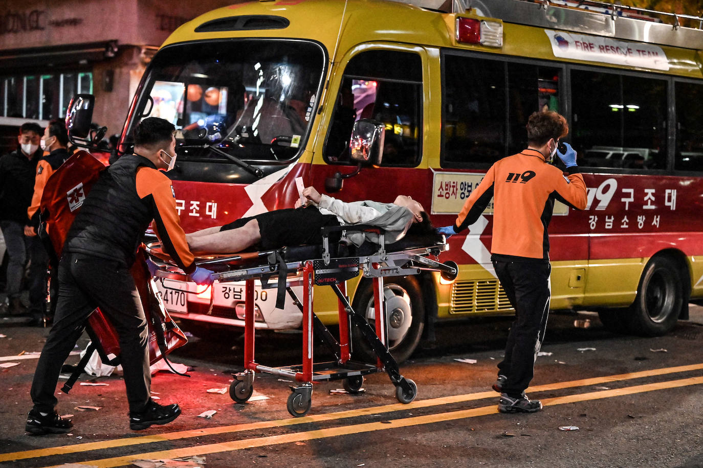 Fotos: Tragedia en Seúl: al menos 59 muertos y 150 heridos en una avalancha humana