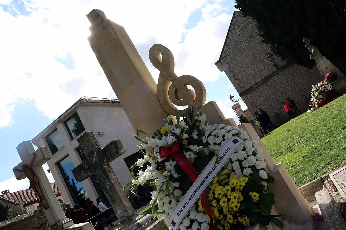 Fotos: Los burgaleses llenan el cementerio para honrar a sus muertos