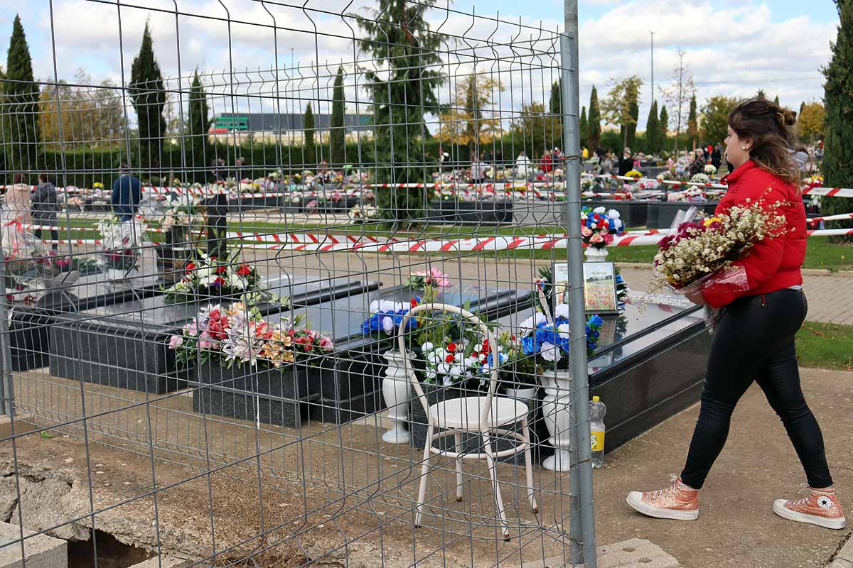 Fotos: Los burgaleses llenan el cementerio para honrar a sus muertos