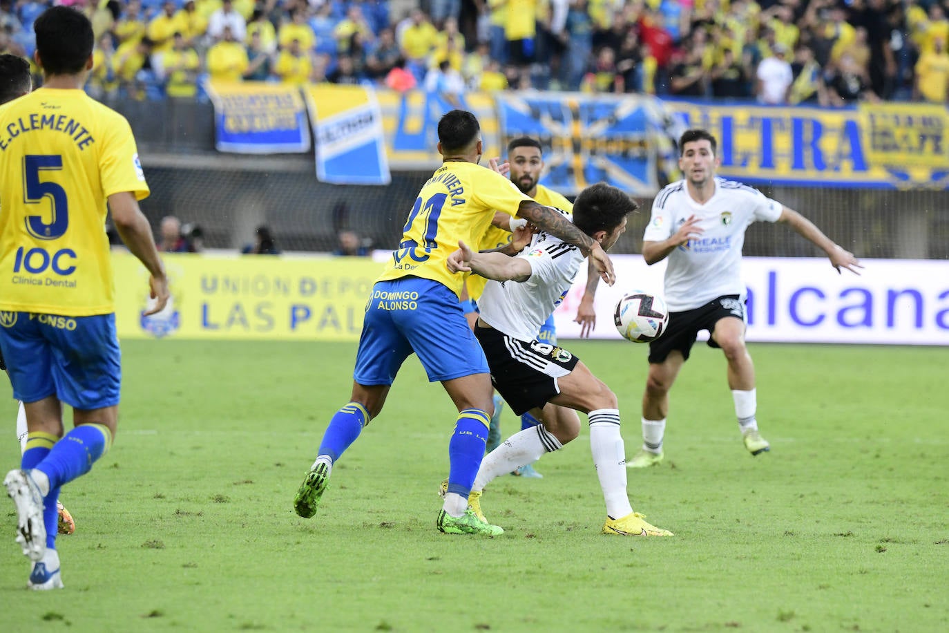 Imágenes de la victoria del Burgos CF ante Las Palmas (0-2) en el estadio de Gran Canaria