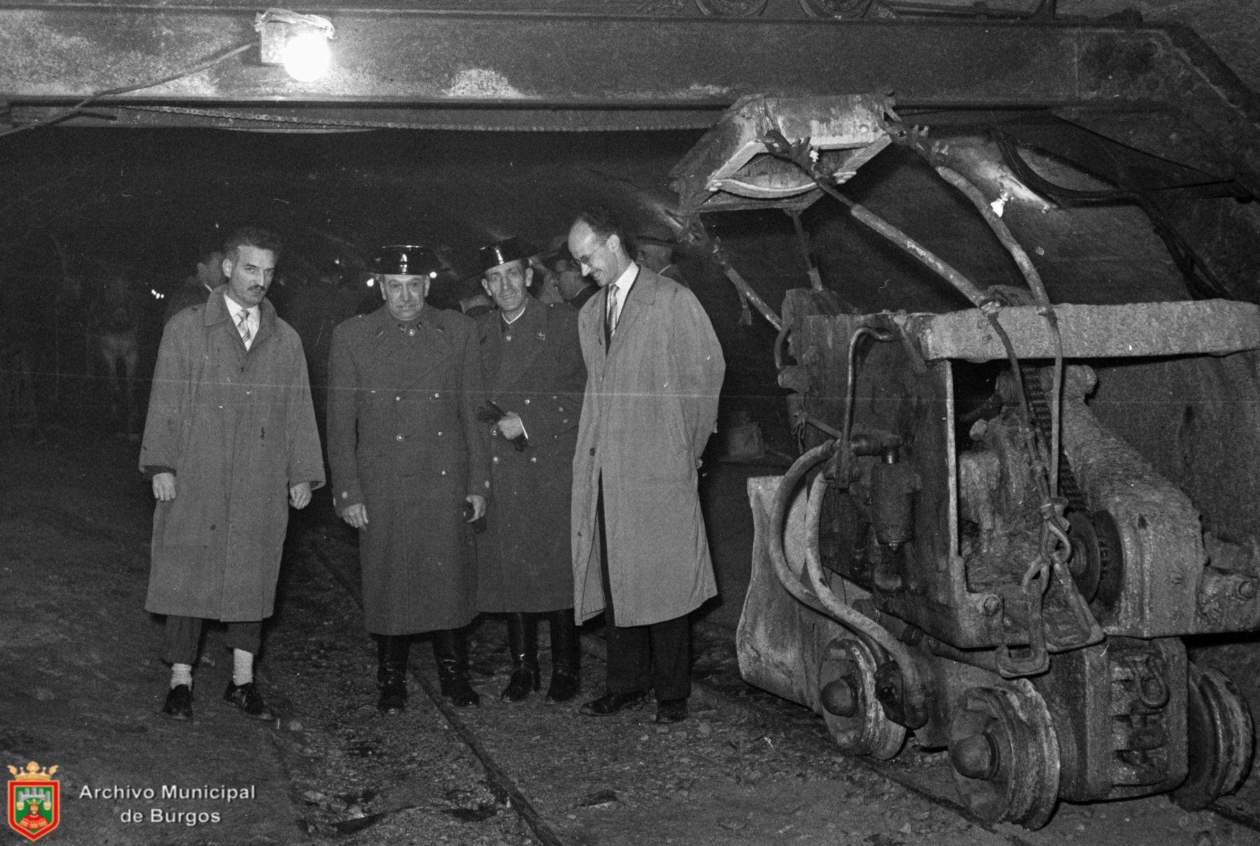 Fotos: El túnel que nunca vio la luz