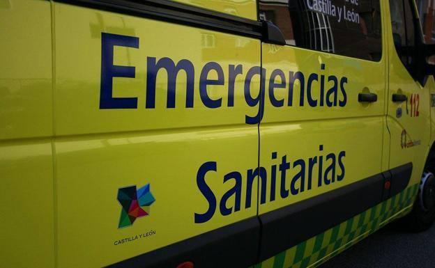 Dos heridas leves en la salida de vía de una ambulancia en Fresnillo de las Dueñas