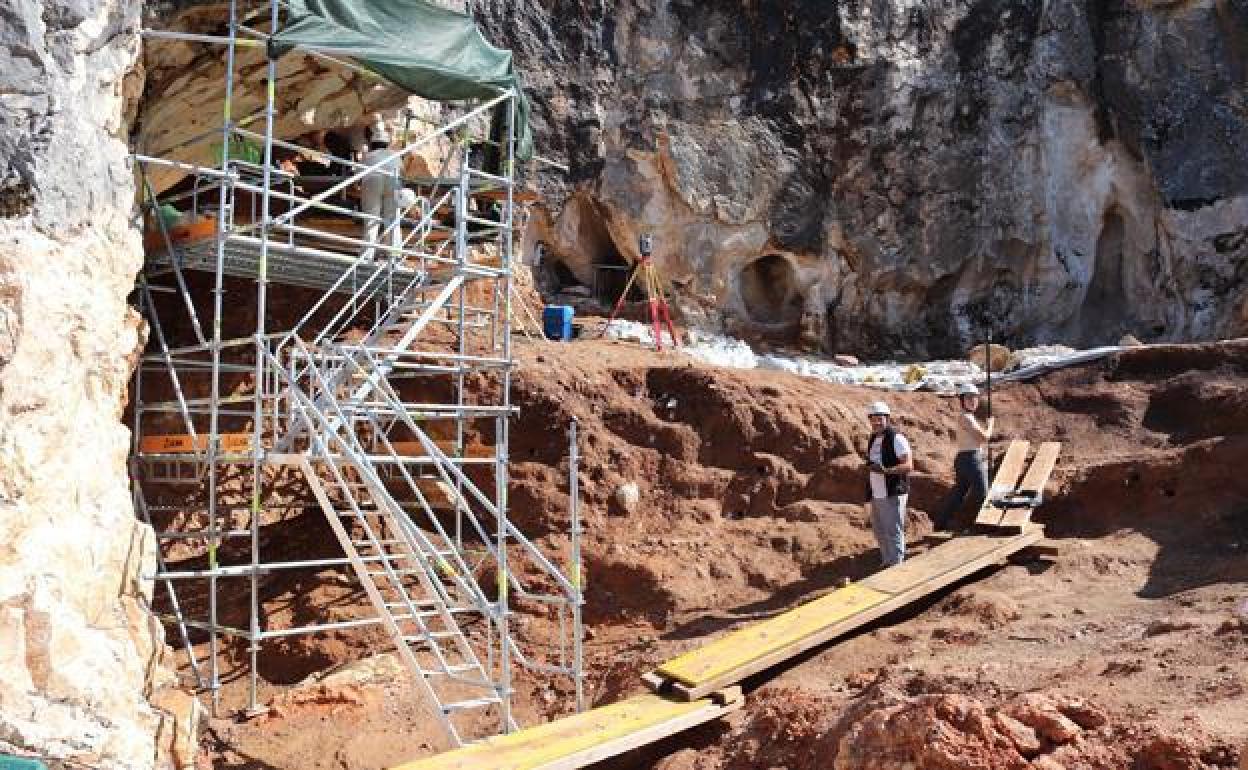 Imagen de una excavación en los yacimientos de Atapuerca. 