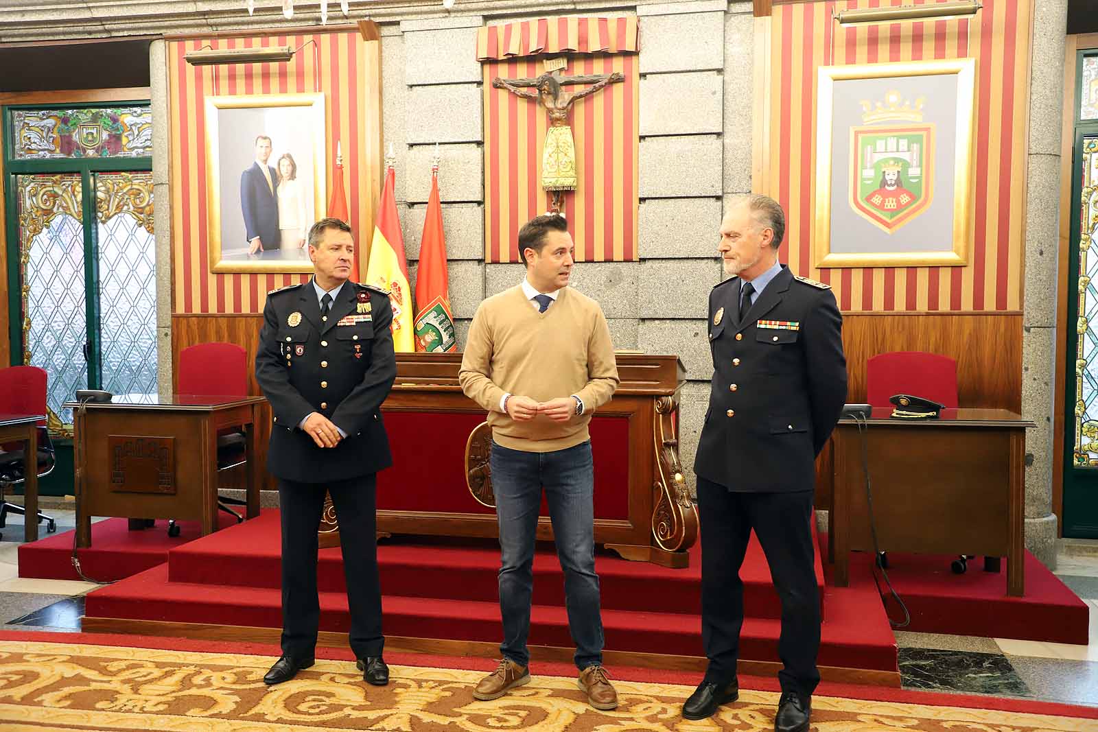 Fotos: 14 nuevos policías velarán por los burgaleses