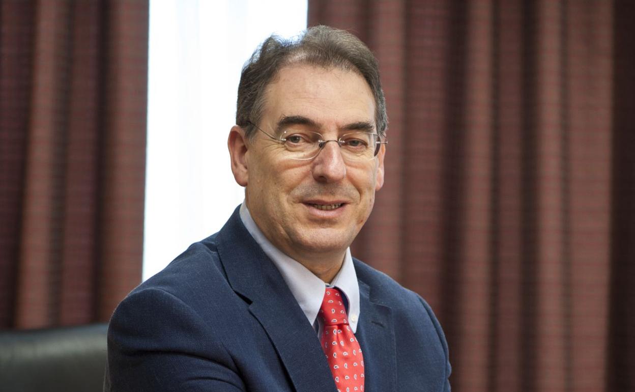 Miguel Ángel Benavente, presidente de FAE Burgos. 