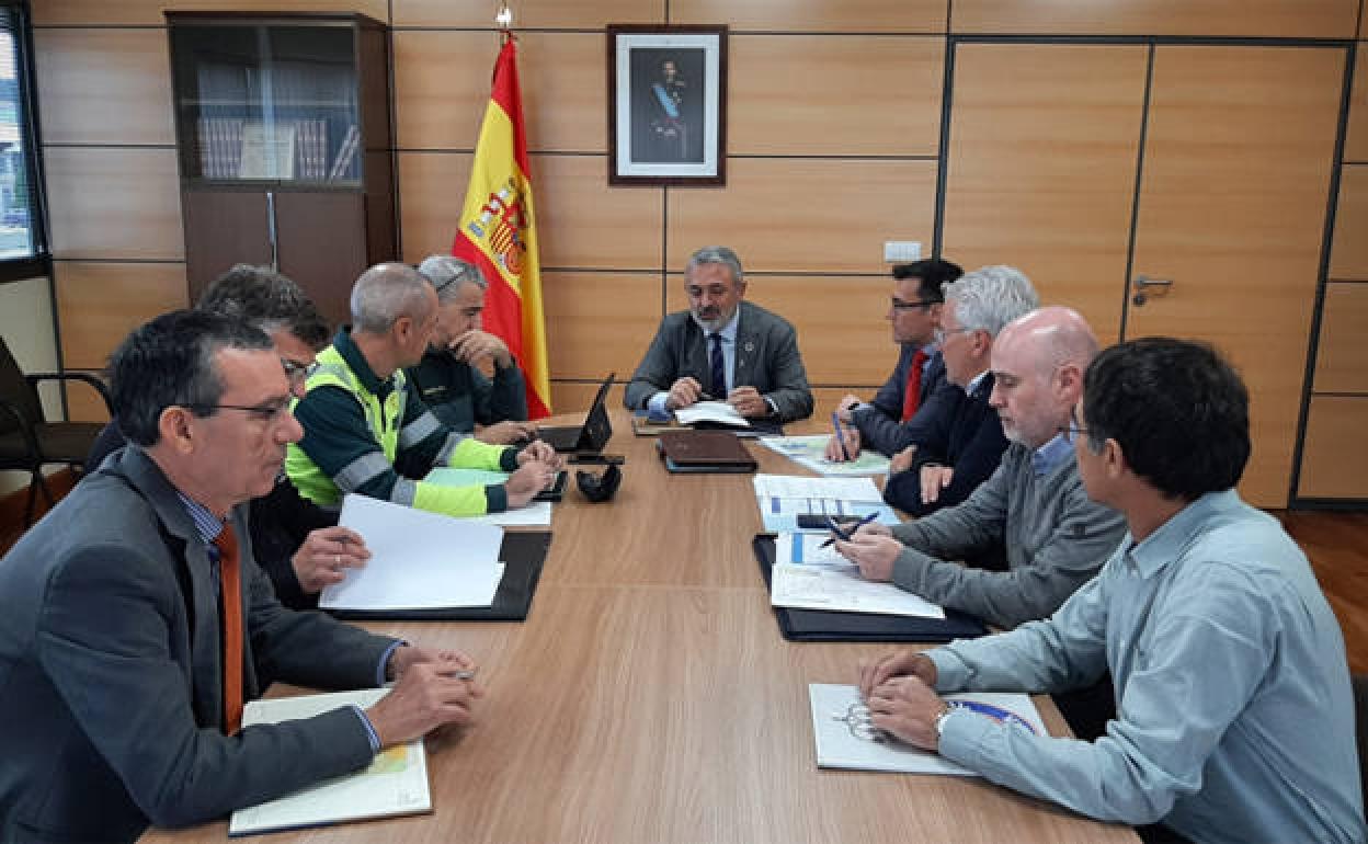 Reunión de la Comisión que coordina la campaña de vialidad en la provincia de Burgos. 