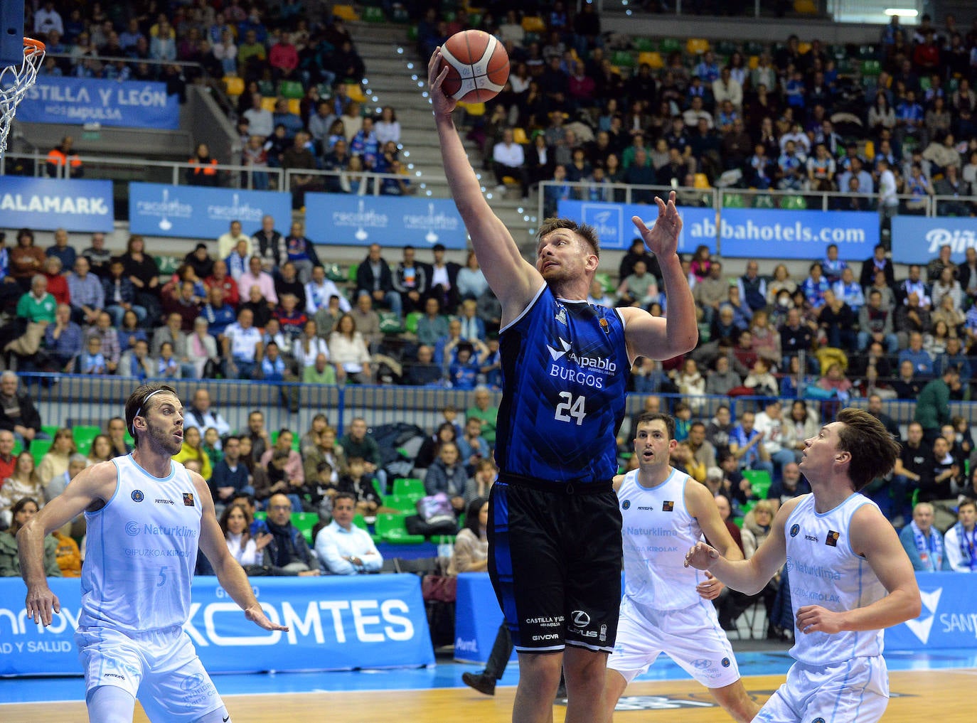 Fotos: Imágenes del partido entre el Hereda San Pablo Burgos y el Guuk Gipuzkoa Basket