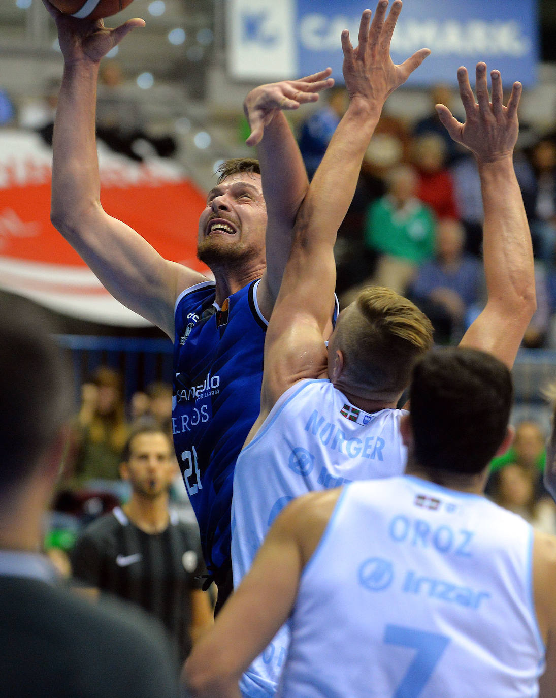 Fotos: Imágenes del partido entre el Hereda San Pablo Burgos y el Guuk Gipuzkoa Basket