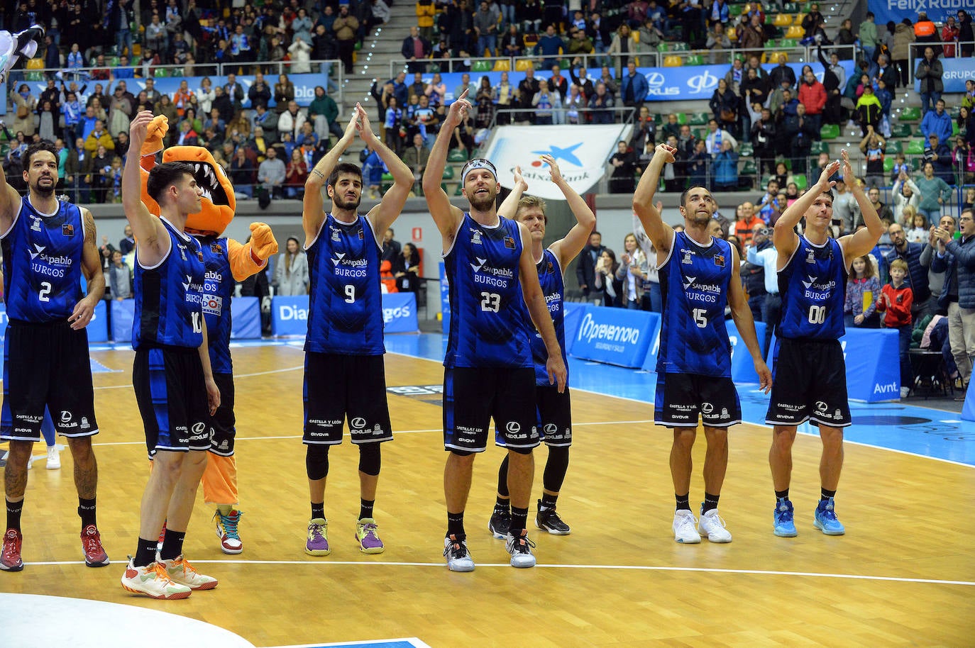 Fotos: Imágenes del partido entre el Hereda San Pablo Burgos y el Guuk Gipuzkoa Basket