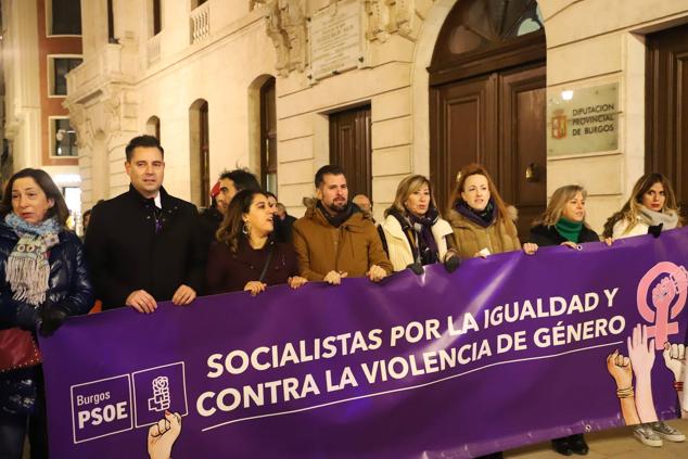 Fotos: El centro de Burgos se llena contra la violencia de género