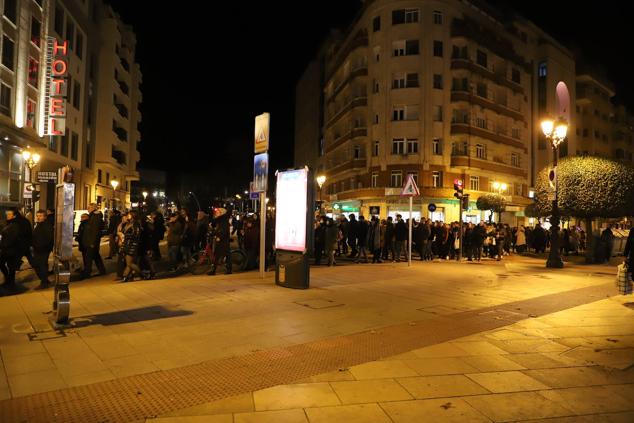 Fotos: El centro de Burgos se llena contra la violencia de género