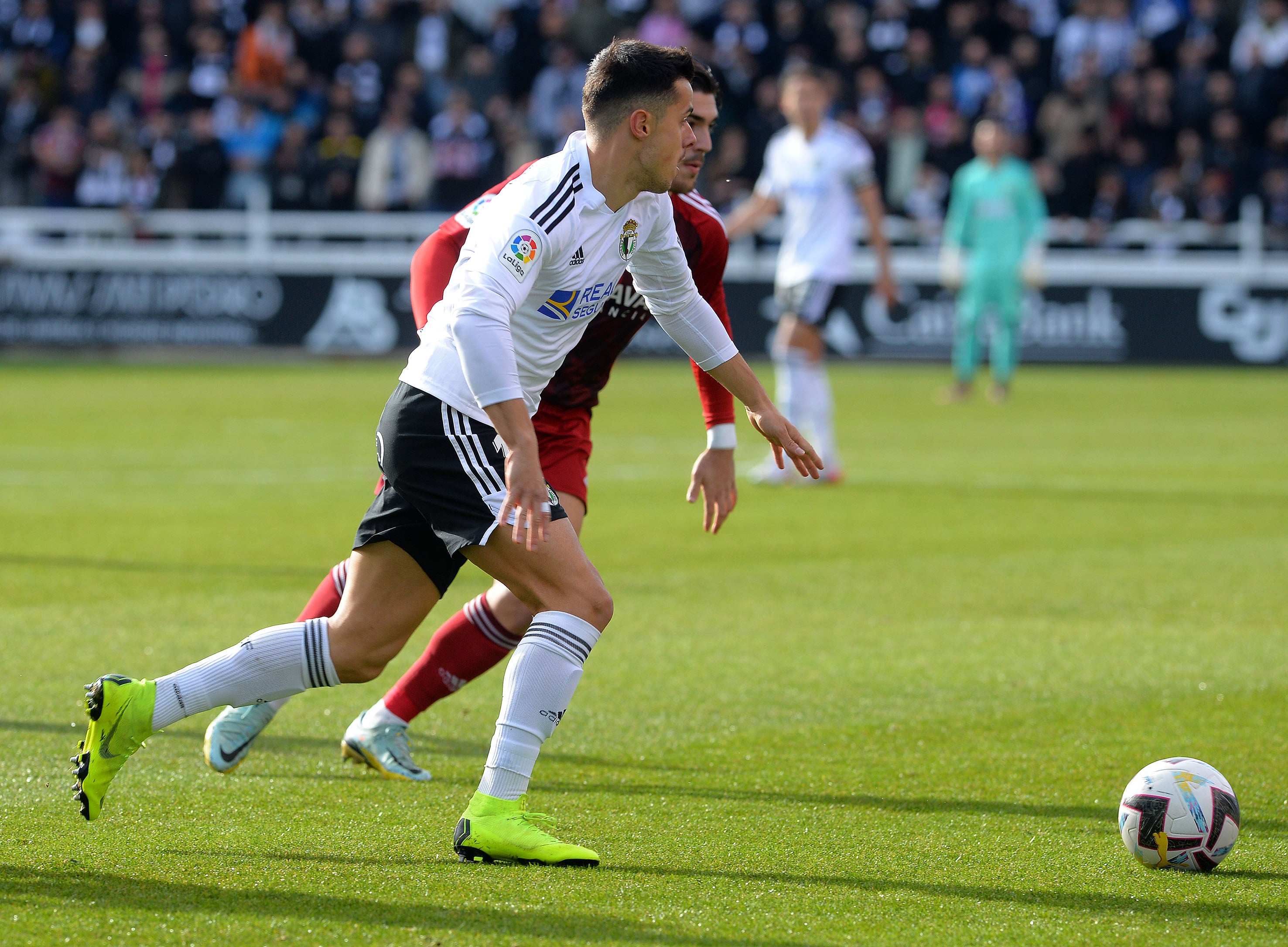 Fotos: El Burgos CF suma un punto en el último suspiro ante el Real Zaragoza