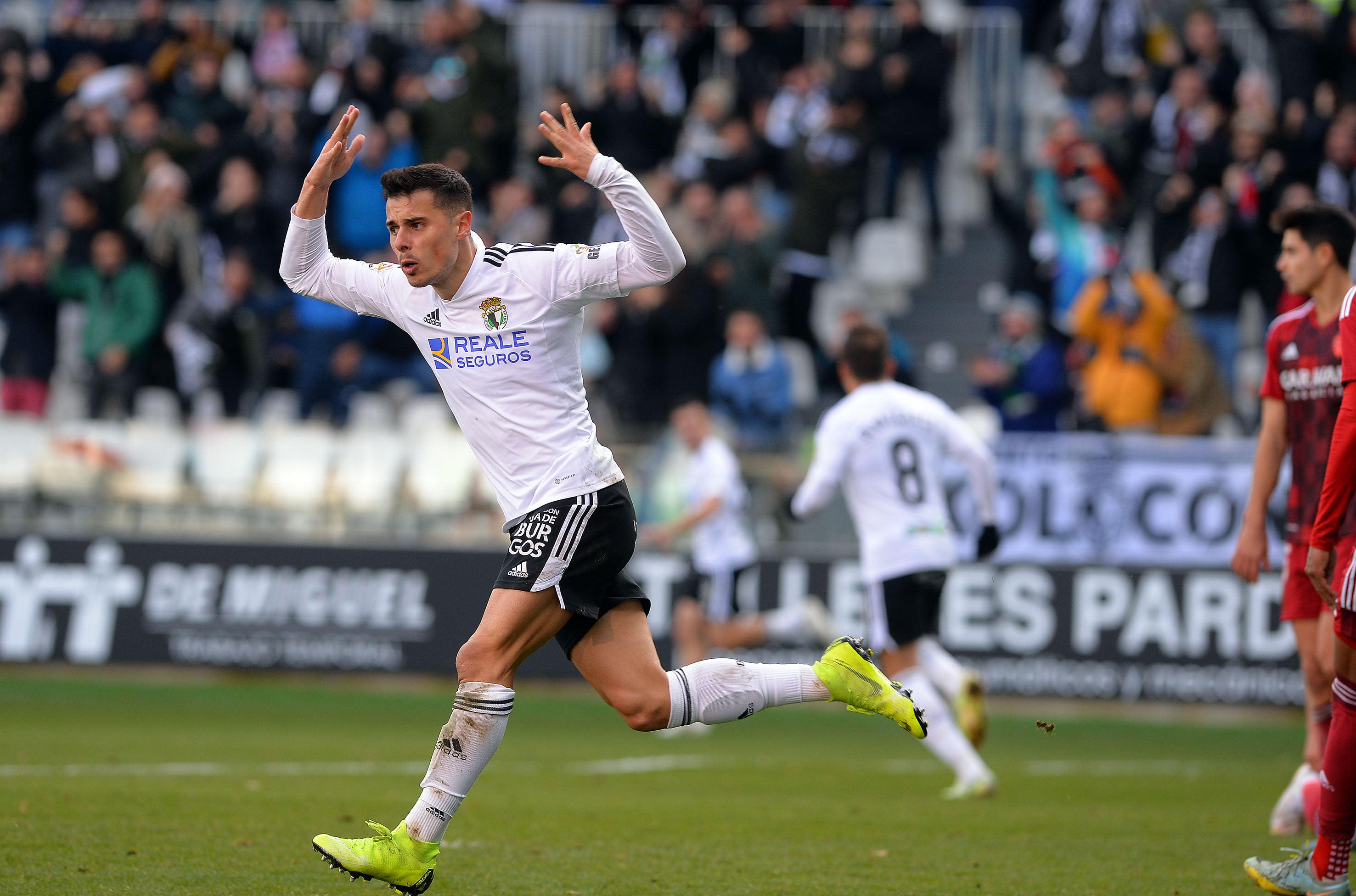 Fotos: El Burgos CF suma un punto en el último suspiro ante el Real Zaragoza