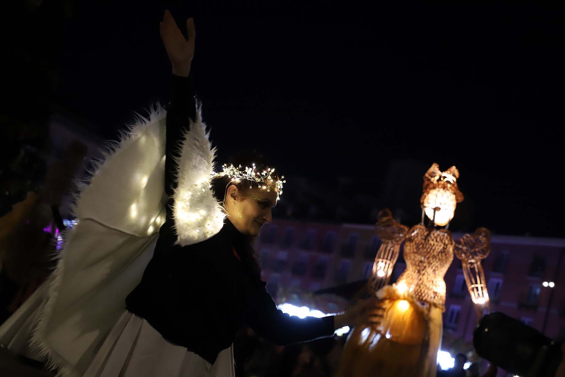 Fotos: Burgos da la bienvenida a la Navidad